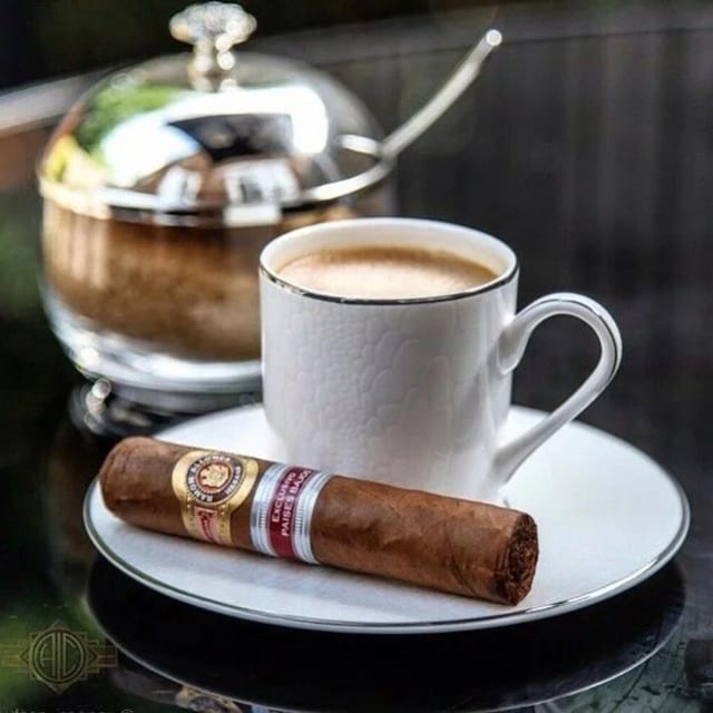 Double cortadito.